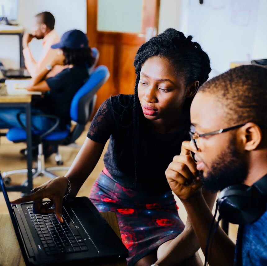 desola-lanre-ologun-IgUR1iX0mqM-unsplash desola-lanre-ologun-IgUR1iX0mqM-unsplash